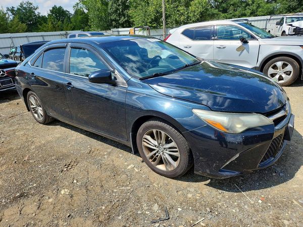 2016 TOYOTA CAMRY