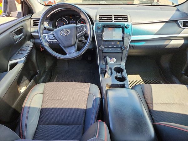 2016 TOYOTA CAMRY