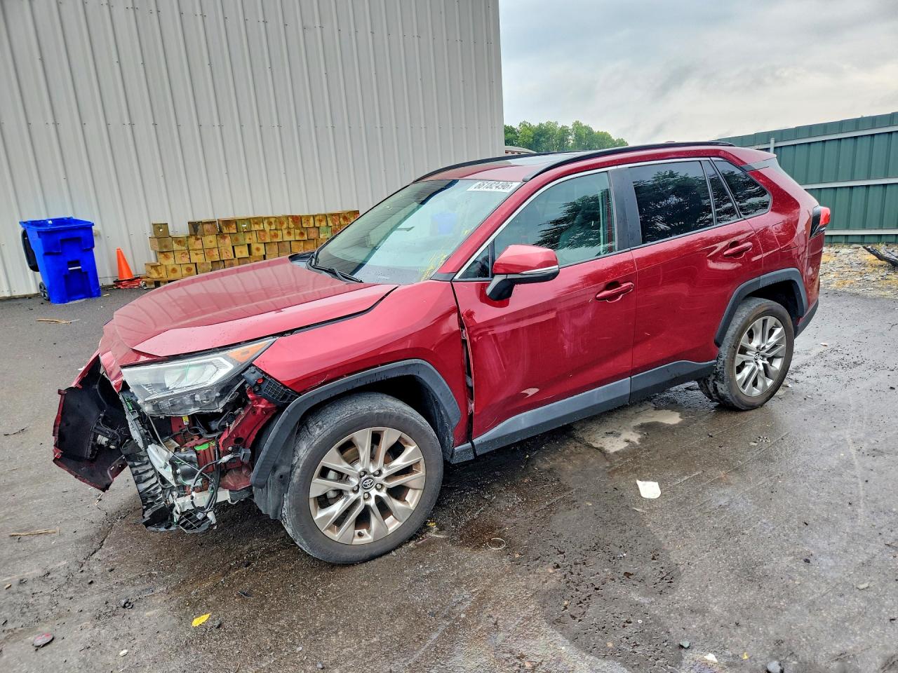 2019 TOYOTA RAV4 XLE Premium
