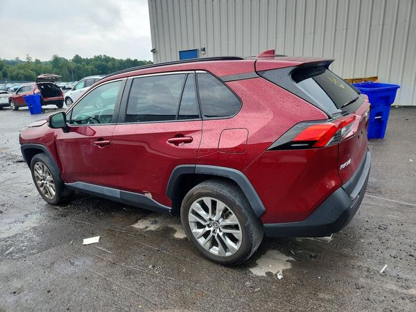 2019 TOYOTA RAV4 XLE Premium