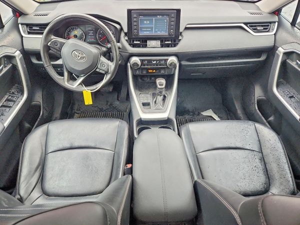 2019 TOYOTA RAV4 XLE Premium
