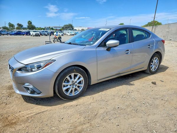 2015 MAZDA 3