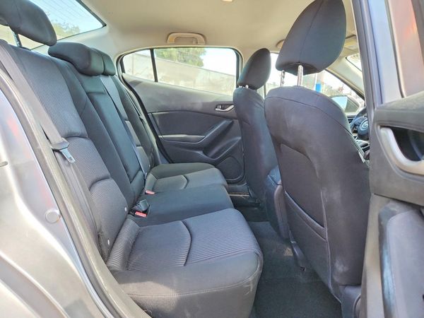 2015 MAZDA 3