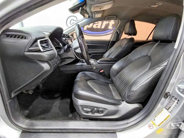2018 TOYOTA CAMRY LE/SE/XLE/XSE — DENT