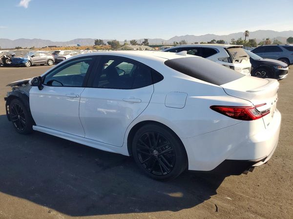 2025 TOYOTA CAMRY