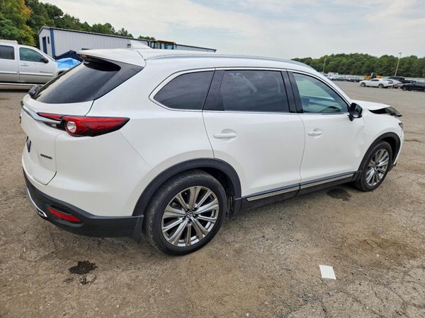 2021 MAZDA CX-9 Signature