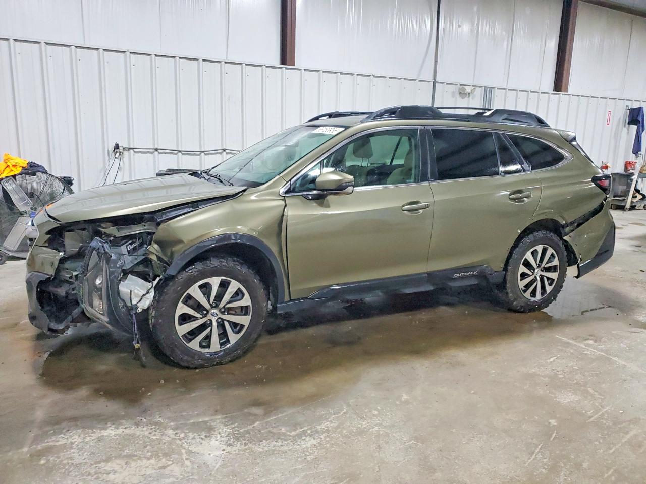 2022 SUBARU OUTBACK Premium