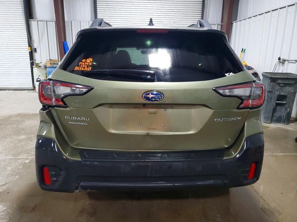 2022 SUBARU OUTBACK Premium