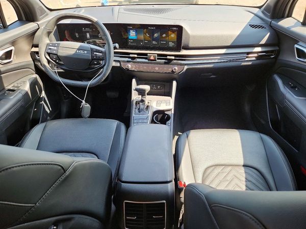 2026 KIA SPORTAGE X-LINE
