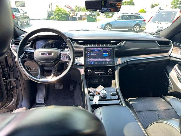 2022 JEEP GRAND CHER OKEE OVERLAND 4X4