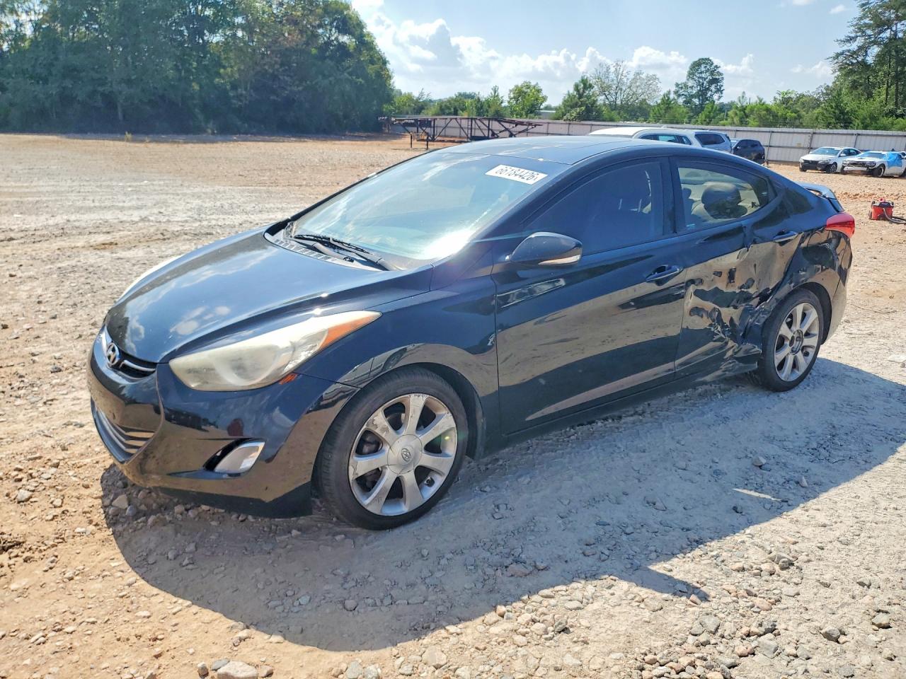 2013 HYUNDAI ELANTRA — Front 3/4