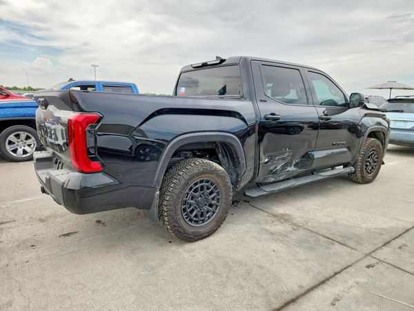 2026 TOYOTA TUNDRA
