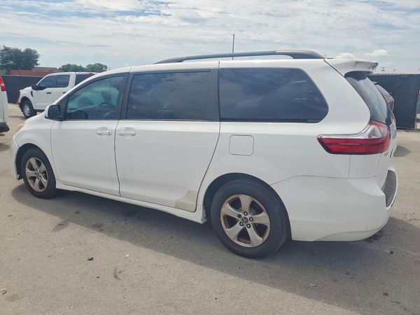 2020 TOYOTA SIENNA E grade — DSRA