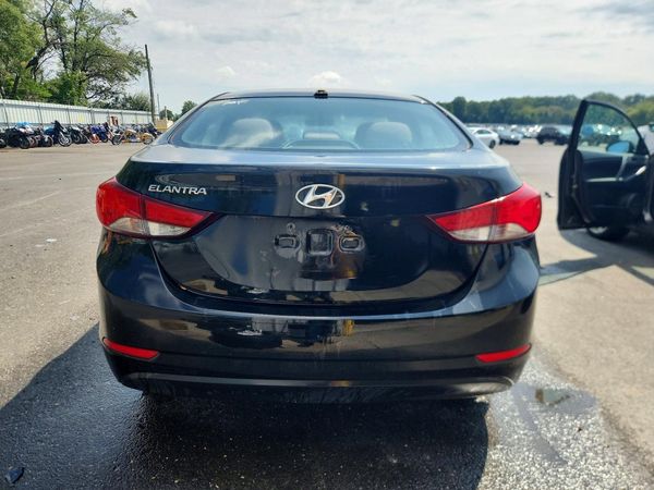 2016 HYUNDAI ELANTRA
