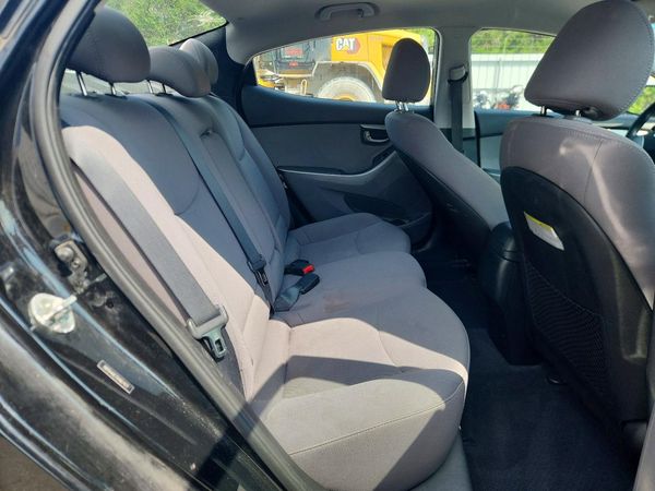 2016 HYUNDAI ELANTRA