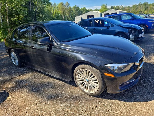 2015 BMW 320