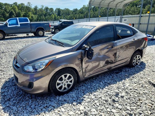 2013 HYUNDAI ACCENT GLS, GS