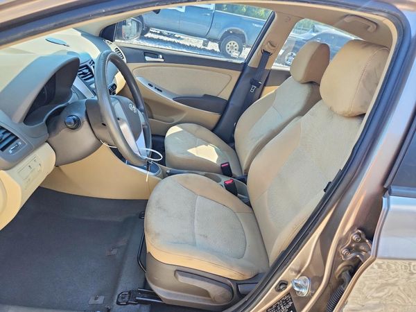 2013 HYUNDAI ACCENT GLS, GS