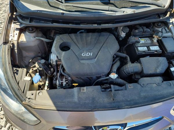 2013 HYUNDAI ACCENT GLS, GS