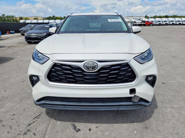 2020 TOYOTA HIGHLANDER XLE