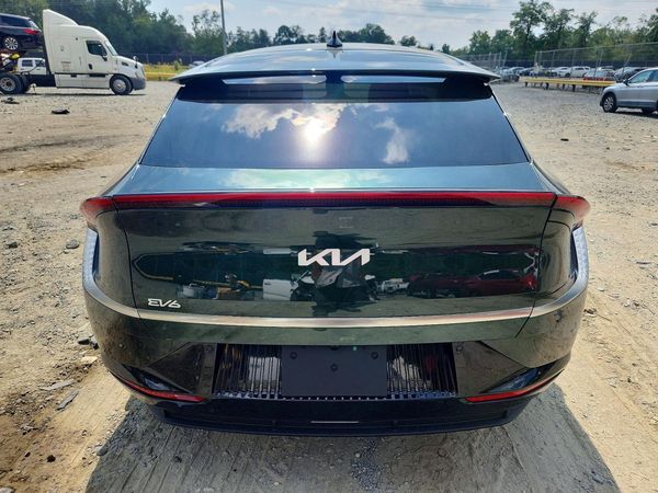 2023 KIA EV6