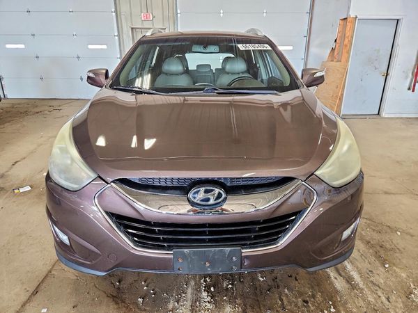 2014 HYUNDAI TUCSON GLS (Middle Level)