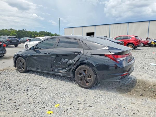 2022 HYUNDAI ELANTRA