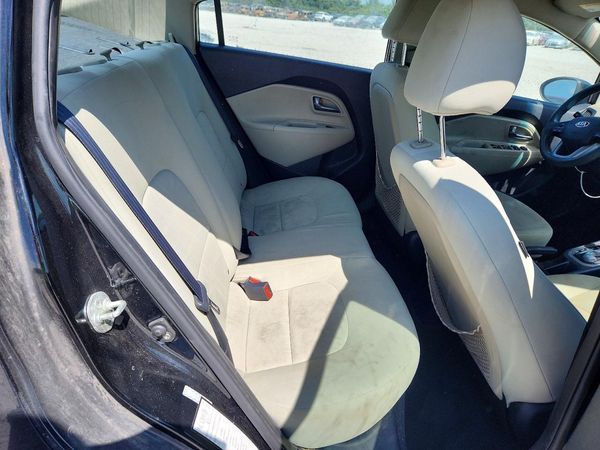 2013 KIA RIO LX