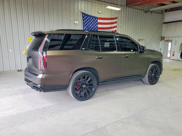 2025 CADILLAC ESCALADE V
