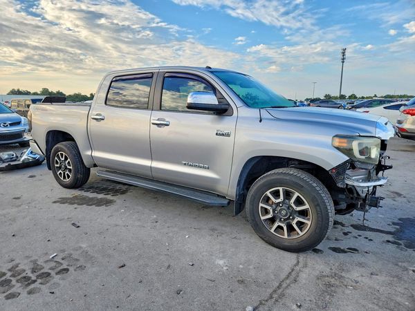 2017 TOYOTA TUNDRA Limited