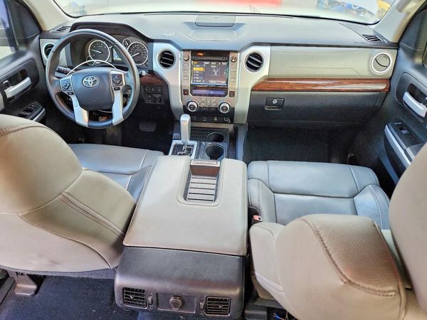 2017 TOYOTA TUNDRA Limited