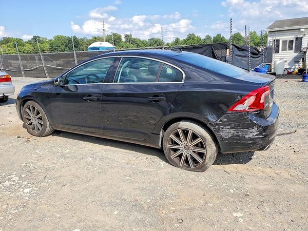 2016 VOLVO S60