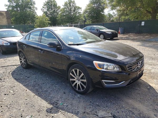 2016 VOLVO S60
