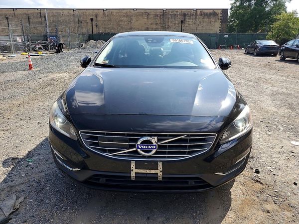 2016 VOLVO S60
