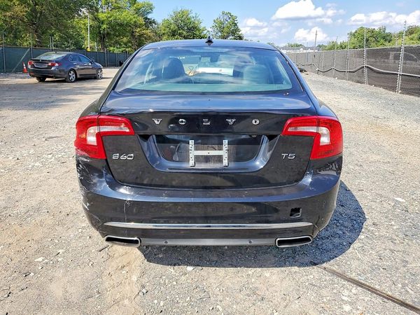 2016 VOLVO S60