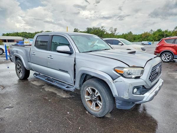 2018 TOYOTA TACOMA