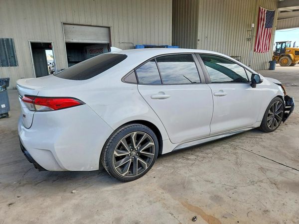 2021 TOYOTA COROLLA