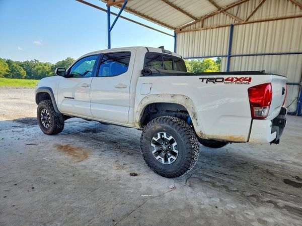 2016 TOYOTA TACOMA