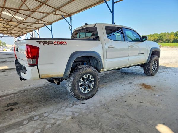2016 TOYOTA TACOMA