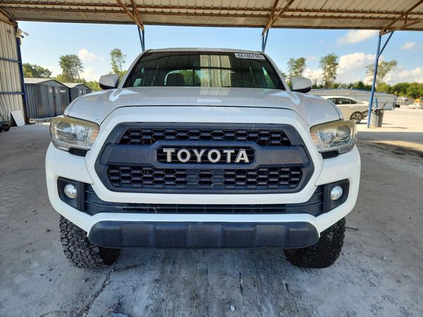 2016 TOYOTA TACOMA