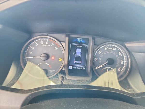 2016 TOYOTA TACOMA