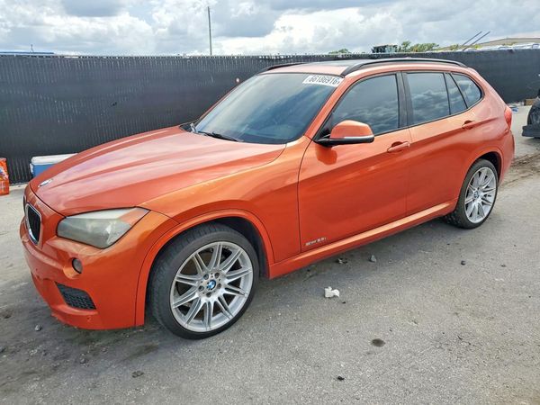 2013 BMW X1 sDrive28i — Front 3/4