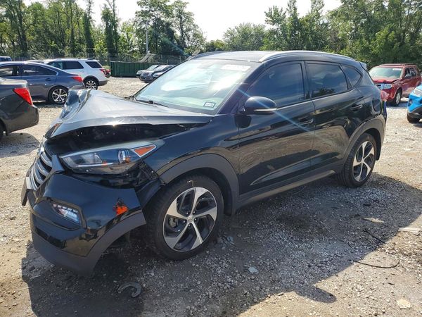 2016 HYUNDAI TUCSON