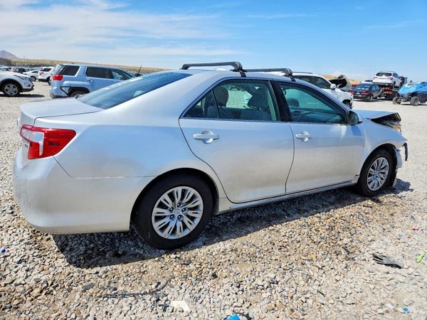 2013 TOYOTA CAMRY
