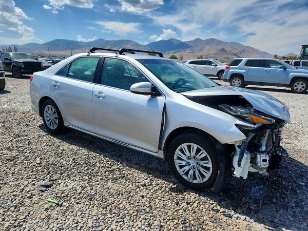 2013 TOYOTA CAMRY