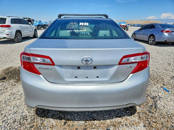 2013 TOYOTA CAMRY