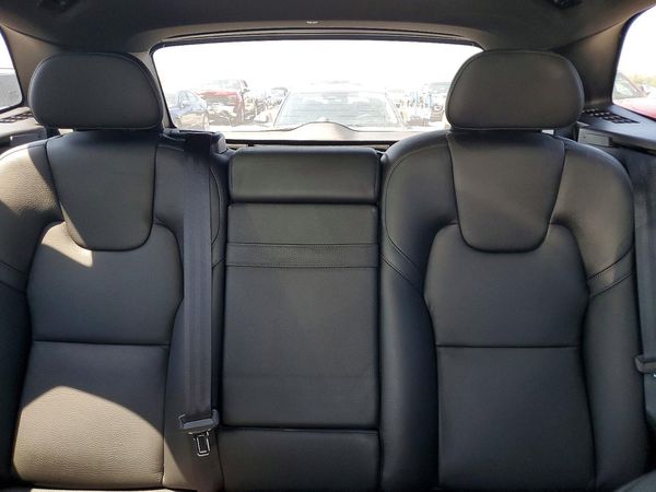 2018 VOLVO XC60