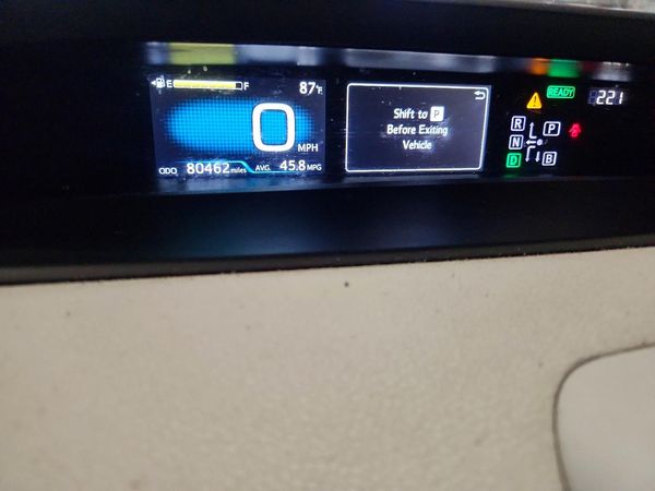 2017 TOYOTA PRIUS