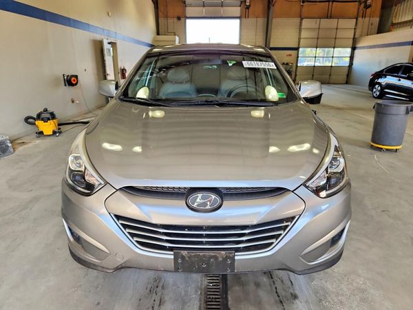 2015 HYUNDAI TUCSON GL (Middle-Low)