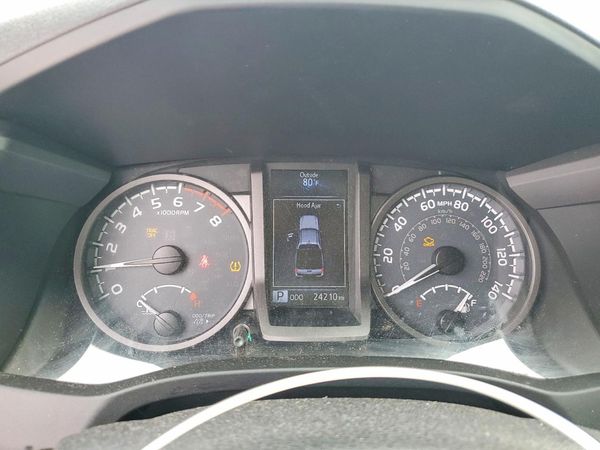 2017 TOYOTA TACOMA